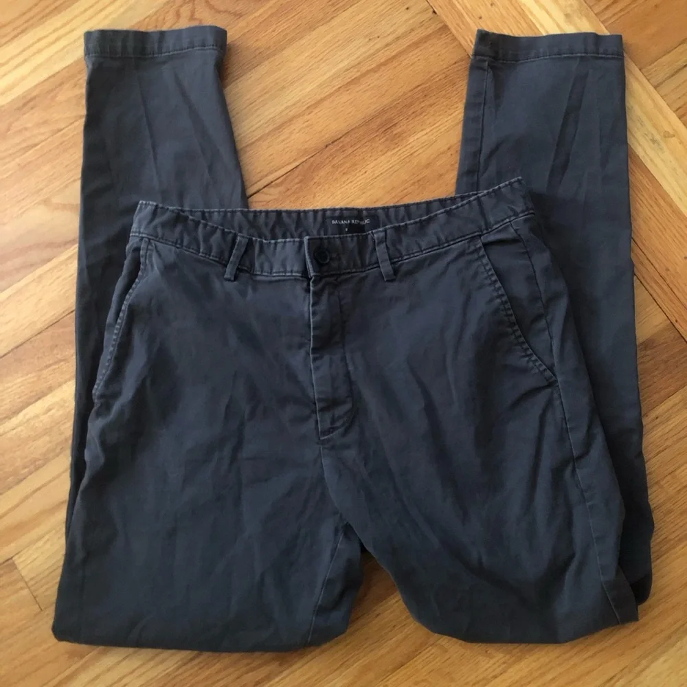 Banana Republic Slim Fit Chino Basic Flint Grey Size 32x32